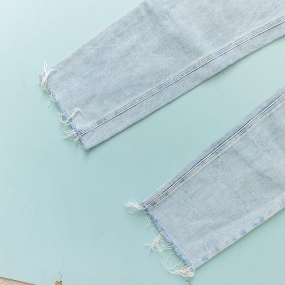 Paige x Anthropologie Cindy High-Rise Straight-Leg Light Wash Jeans Size 28 - Picture 4 of 10